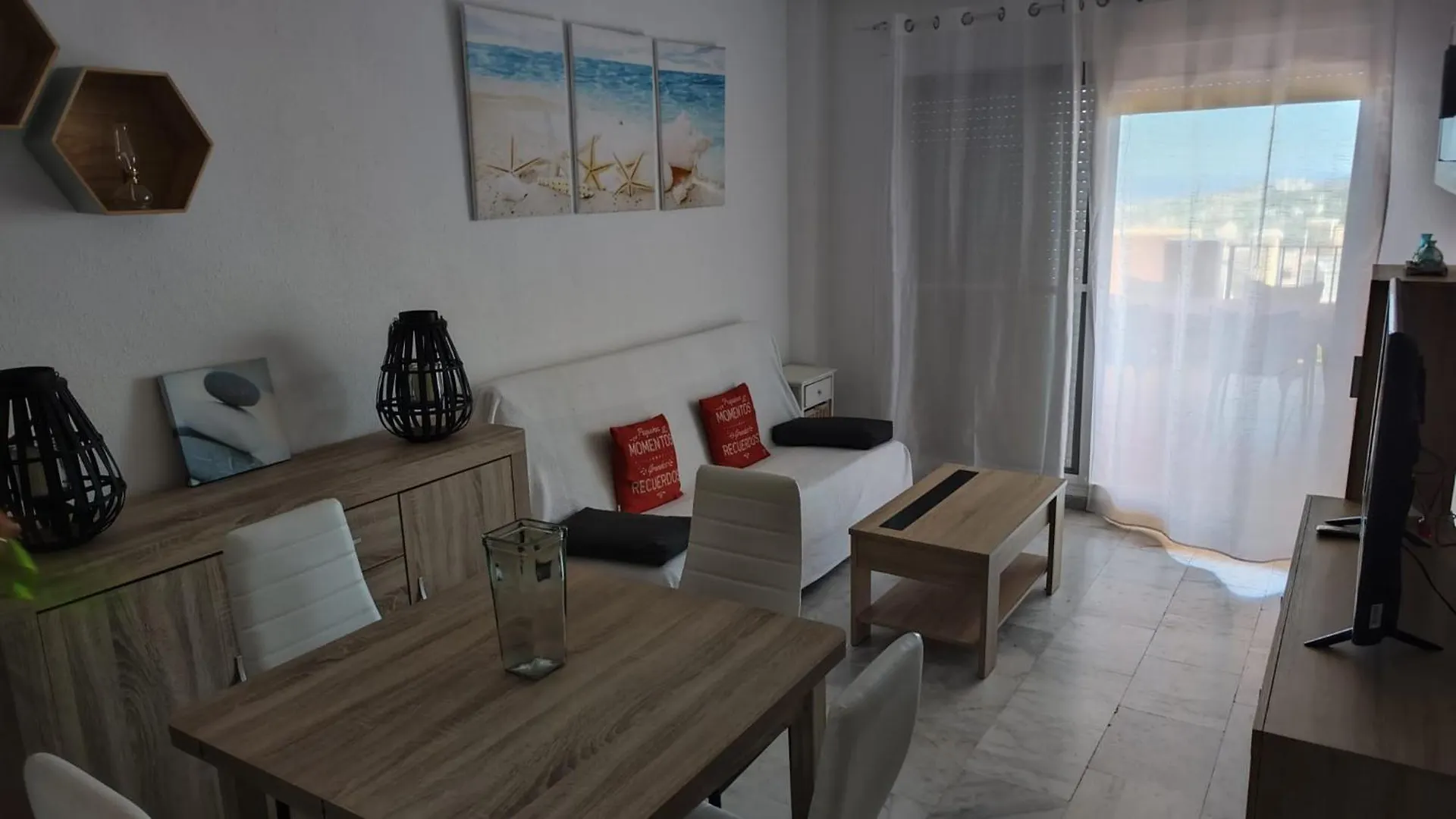 El Gambita Apartment Casares