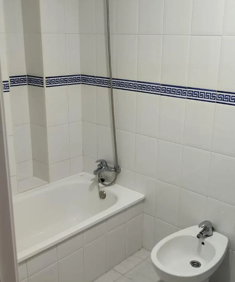 El Gambita Apartment Casares