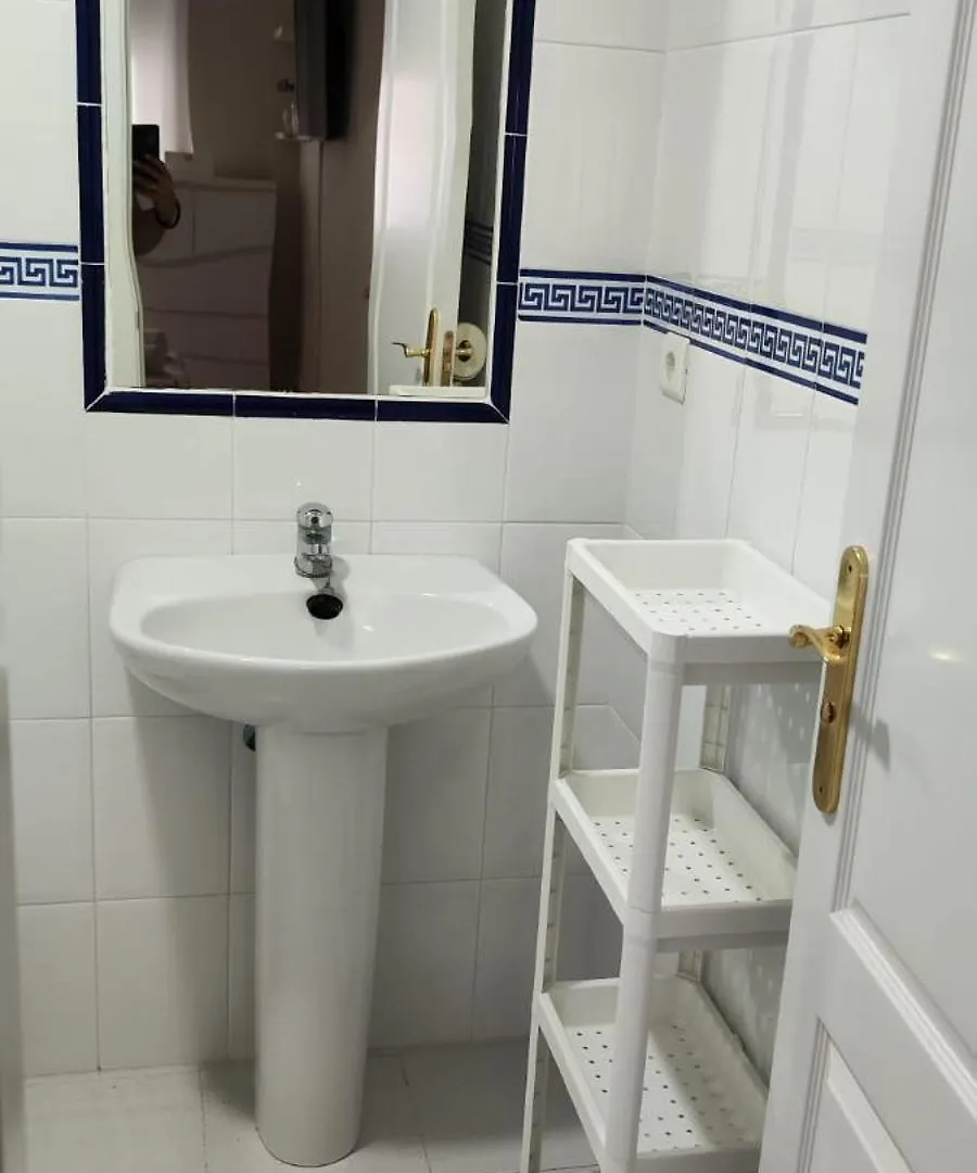 El Gambita Apartment Casares